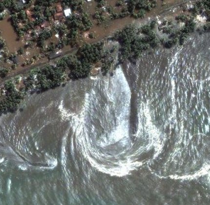 la mer en forme d' ALLAH ( TPM